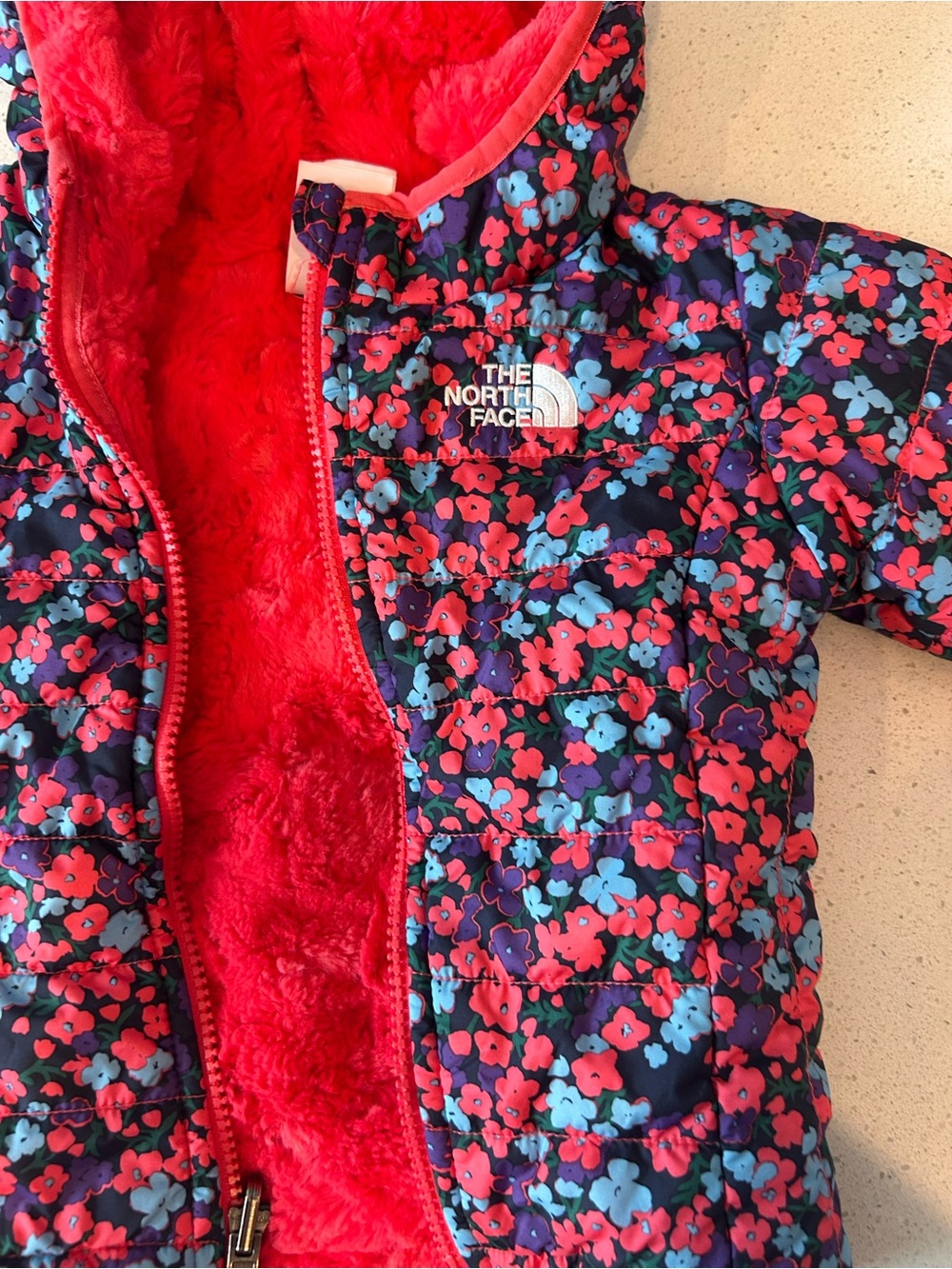 The North Face Girls' Infant Reversible Hooded Mossbud Jacket Baby 12-18 Months - Picture 3 of 6